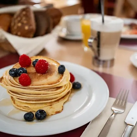 Am Marschiertor فندق