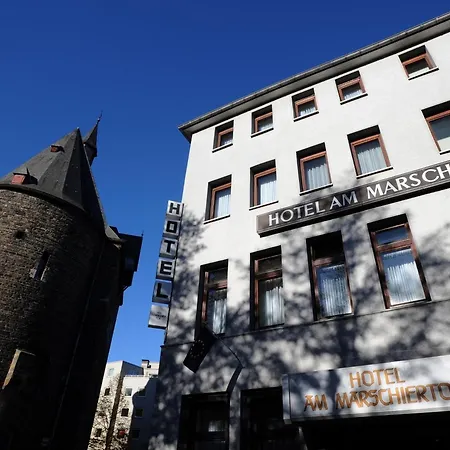 فندق Am Marschiertor 3*